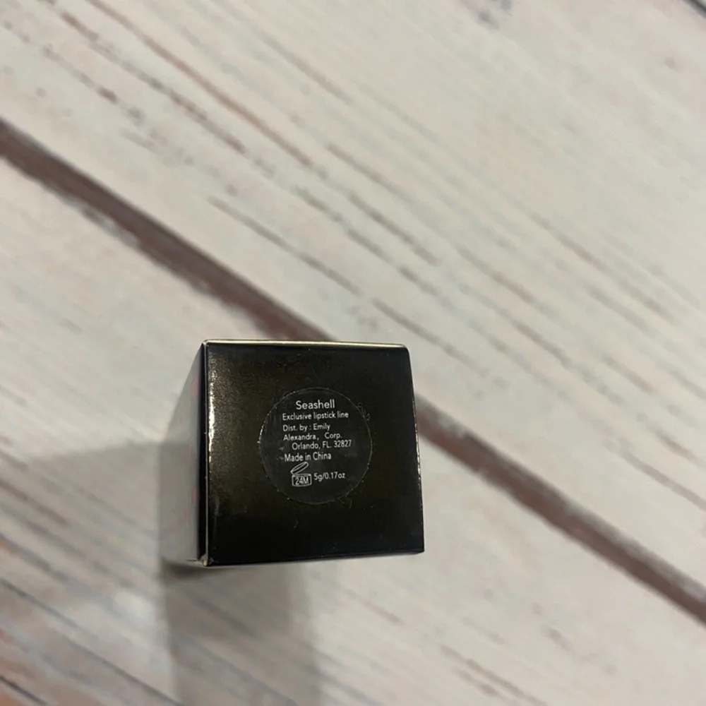 Emily Alexandra Water Resistant Matte Lipstick